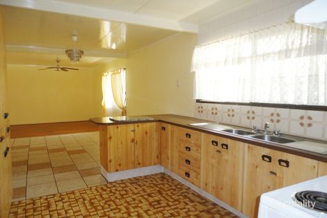 Property photo of 71 Limerick Drive Crestmead QLD 4132
