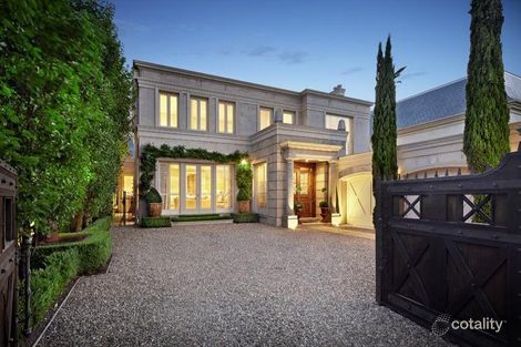 Property photo of 16 Selborne Road Toorak VIC 3142