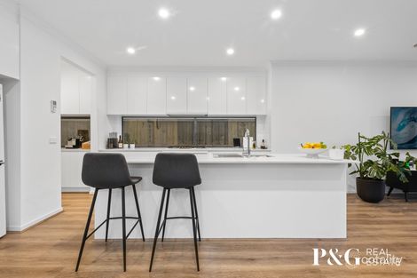 Property photo of 7 Walhallow Drive Clyde North VIC 3978