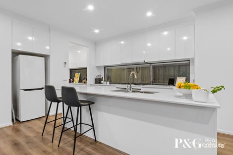 Property photo of 7 Walhallow Drive Clyde North VIC 3978