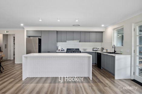 Property photo of 38 Burleigh Drive Australind WA 6233