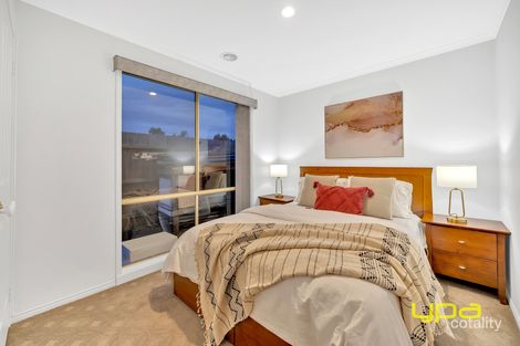 Property photo of 7 Flynn Court Narre Warren South VIC 3805