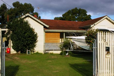 137 Whitfield St, Bassendean, WA 6054