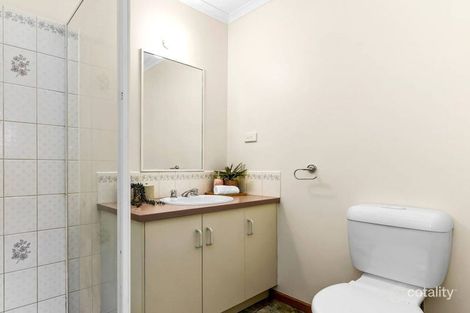 Property photo of 8 Malvern Place Narre Warren VIC 3805