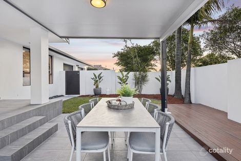 Property photo of 2 Wagtail Court Burleigh Waters QLD 4220