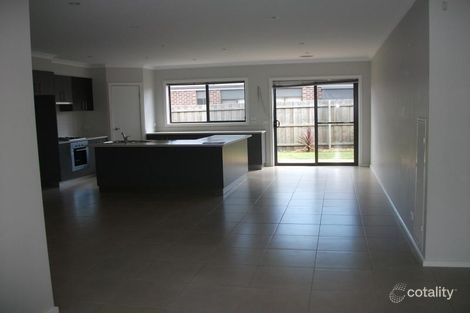 Property photo of 2 Selwyn Court Eastwood VIC 3875