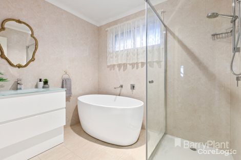 Property photo of 11 Trevinden Close Templestowe VIC 3106