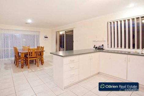 Property photo of 5 Highland Crescent Narre Warren South VIC 3805
