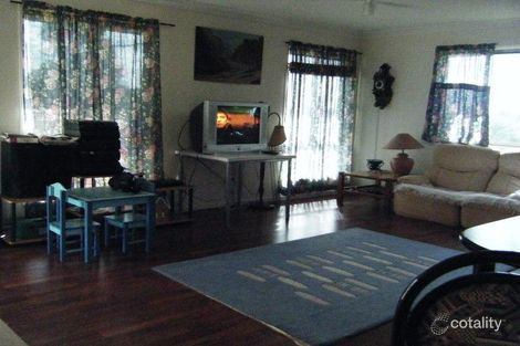 Property photo of 22 Crawford Drive Dundowran QLD 4655