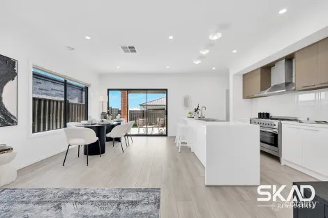 Property photo of 38 Lasio Way Donnybrook VIC 3064
