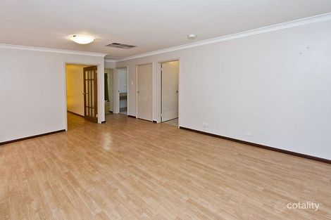 Property photo of 5 Raeside Crescent Cooloongup WA 6168