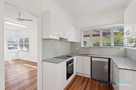 Property photo of 30 Wills Street Coorparoo QLD 4151