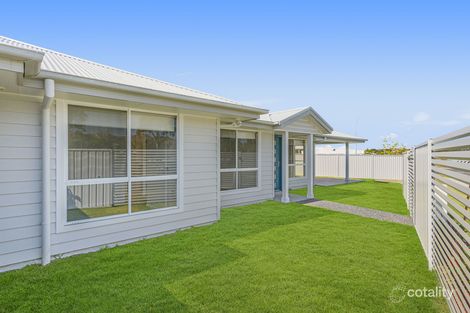 Property photo of 11 Wallum Drive Lake Cathie NSW 2445