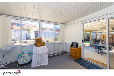 Property photo of 96 Ashbolt Crescent Lutana TAS 7009