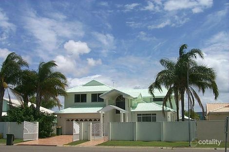 273 Rio Vista Bvd, Mermaid Waters, QLD 4218