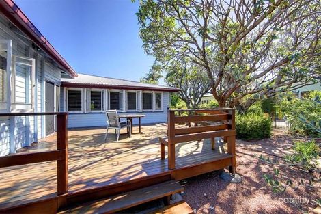 Property photo of 5 Mary Street West End QLD 4810