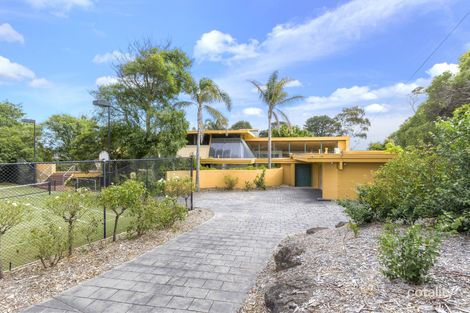 18 Daveys Bay Rd, Mount Eliza, VIC 3930