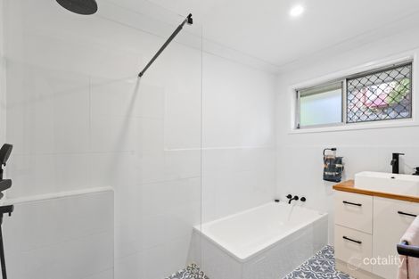 Property photo of 6 Numeralla Avenue Ashmore QLD 4214