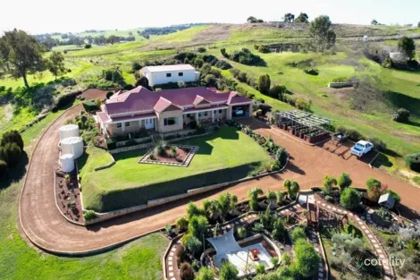 114 Mchavloe Dr, Gingin, WA 6503