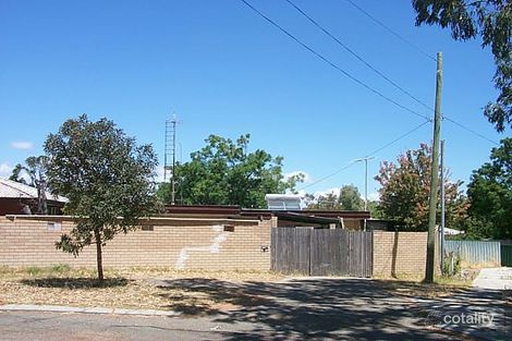 12 Farmer Way, Parmelia, WA 6167