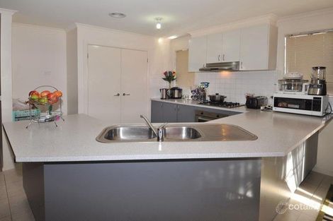 Property photo of 53 Chartwell Crescent Derrimut VIC 3026