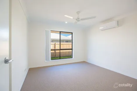 Property photo of 10 Mirinae Circuit Pimpama QLD 4209