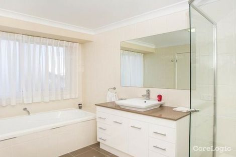 Property photo of 2 Pinehurst Way Medowie NSW 2318