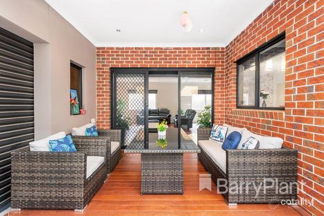 Property photo of 43 Visage Drive South Morang VIC 3752