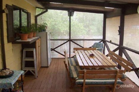 Property photo of 4 Bottlebrush Place Maloneys Beach NSW 2536