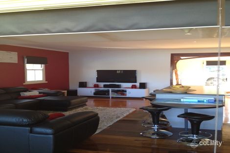 Property photo of 3 Third Avenue Somerset Dam QLD 4312