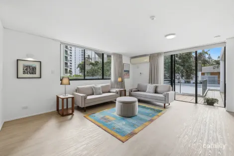 Property photo of 2A/19 Peak Avenue Main Beach QLD 4217