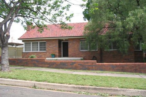 2 Nolan Cres, Westmead, NSW 2145