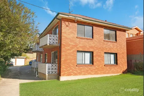 4/1 Kelvin Rd, Coniston, NSW 2500