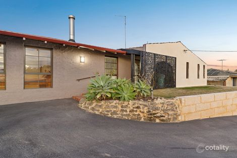 Property photo of 16 Bates Way Warnbro WA 6169