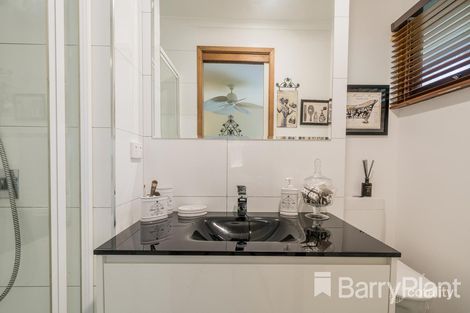 Property photo of 24 Dublin Drive Grovedale VIC 3216