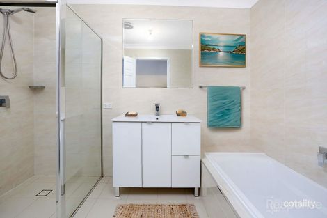 Property photo of 2/146 Douglas Road Doonside NSW 2767