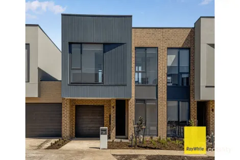 36 Elmhurst Ave, Aintree, VIC 3336