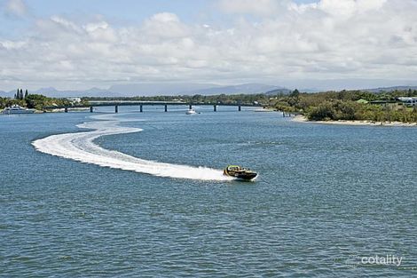 Property photo of 105 The Sovereign Mile Paradise Point QLD 4216