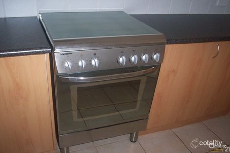 4 Pamplona Bvd, Port Kennedy, WA 6172