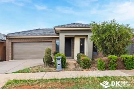 Property photo of 70 Bromley Circuit Thornhill Park VIC 3335