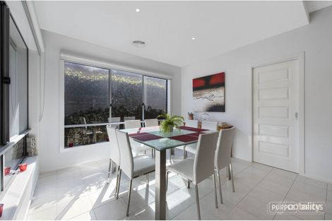 Property photo of 8 Winterset Close Mordialloc VIC 3195