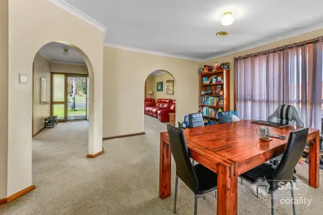 Property photo of 15 Balambool Avenue Mount Gambier SA 5290