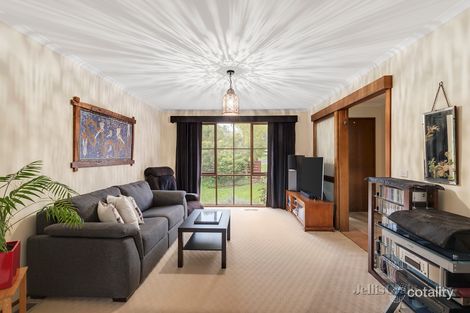 Property photo of 11 Apple Blossom Court Templestowe VIC 3106