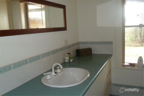 Property photo of 14 James Road Clare SA 5453