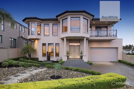 Property photo of 28 Haddon Hall Drive Attwood VIC 3049