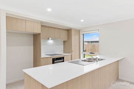 26 Swallowtail St, Rosewood, QLD 4340