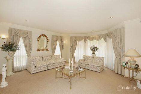 Property photo of 11 Pine Ridge Donvale VIC 3111