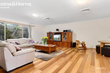 Property photo of 8 Woodside Avenue West Hoxton NSW 2171