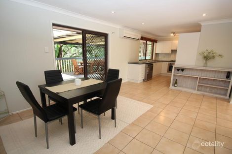 Property photo of 11 Verden Close Green Point NSW 2251