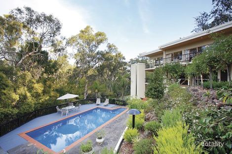 Property photo of 68 The Boulevard Ivanhoe VIC 3079